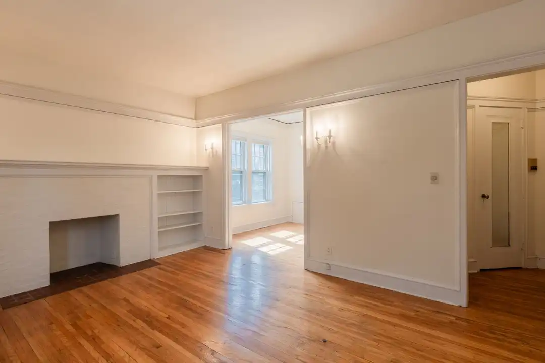 3252 Girard Ave S unit 201 - View 4