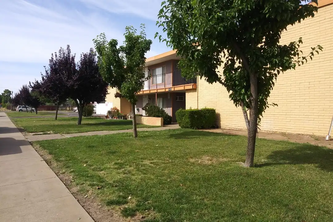 1420 Ramirez St unit 22 - View 2