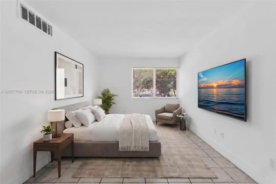 1000 NW 95th Terrace unit 103 - View 2