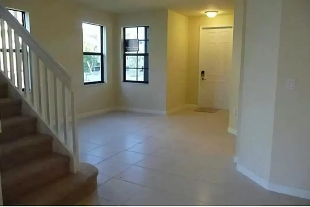 3338 W 90th St - View 4