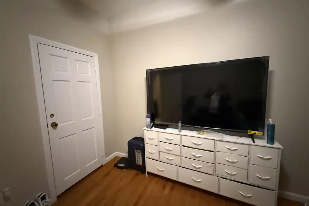 160 Terrace Ave unit 2 - View 6