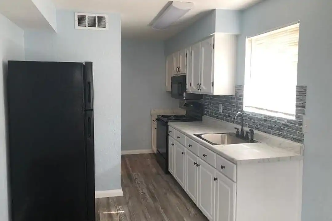 149 N Phyllis - View 3