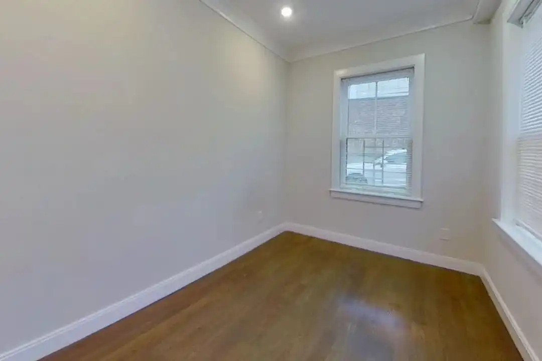 79 Linden St unit 2 – pohled 5