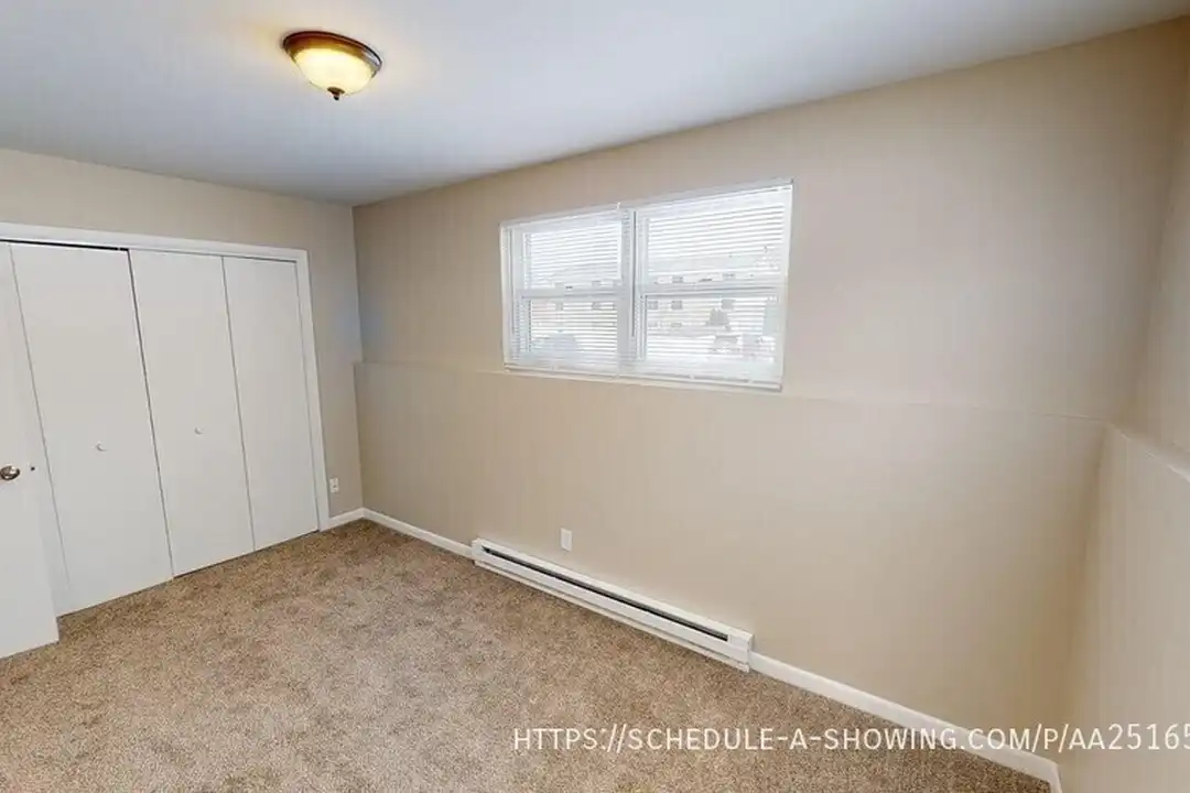 Apartment in Marquette - More