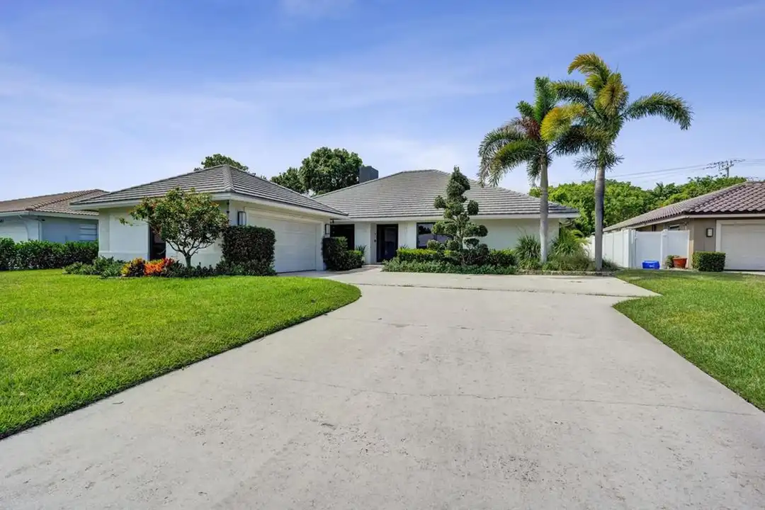 5569 Wind Drift Ln - View 6