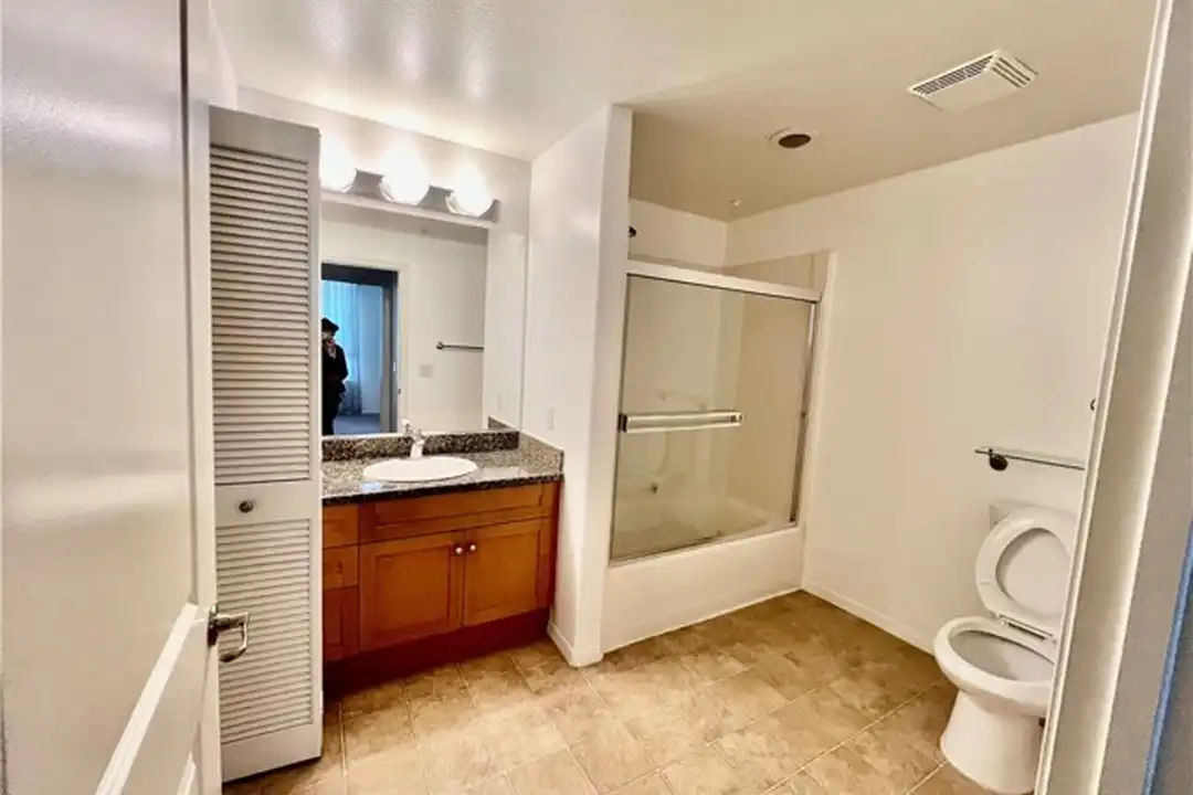 100 S Alameda St unit 318 - View 4