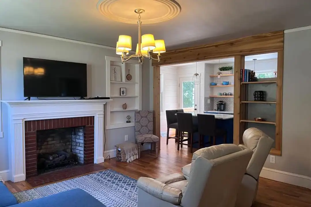 406 S B St - View 2
