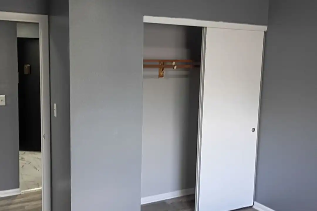 5912 50th Ave unit Station Hills 5904-07 - More