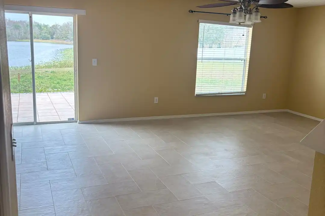 2102 Stoneview Rd - More