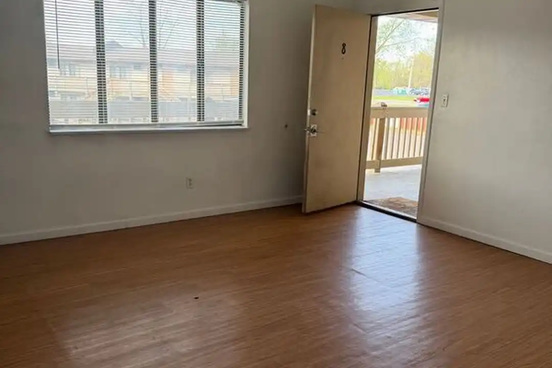 104 N 27th St unit # 8 – photo 1 of 9