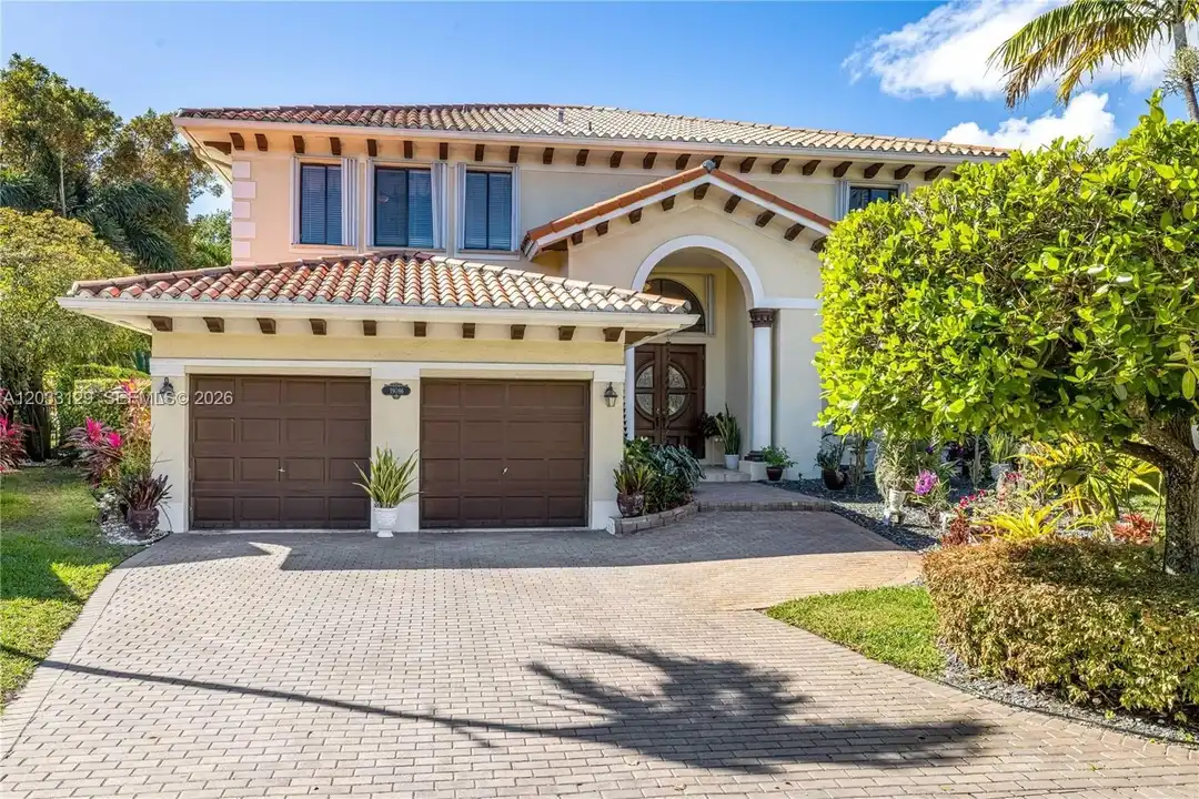 House in Cutler Bay - View 3
