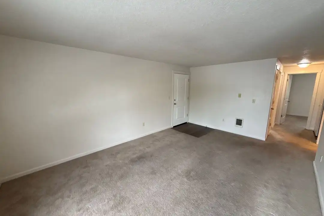 905 Bryan Ct - View 5