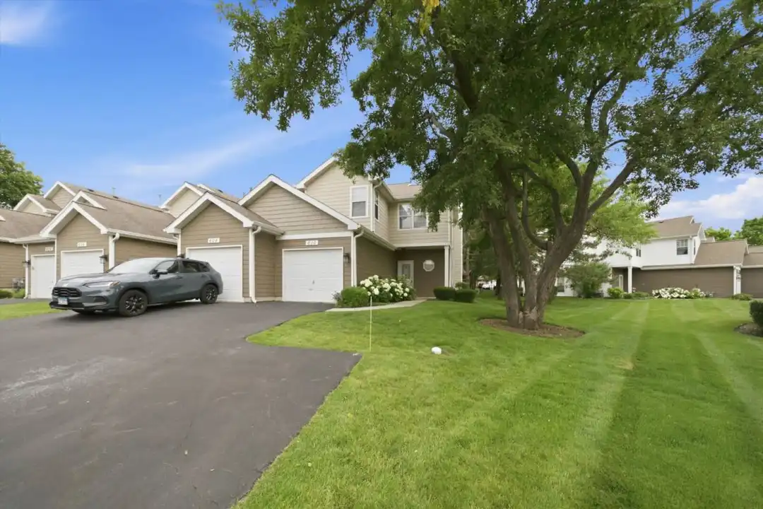 610 Woodhaven Dr – photo 1