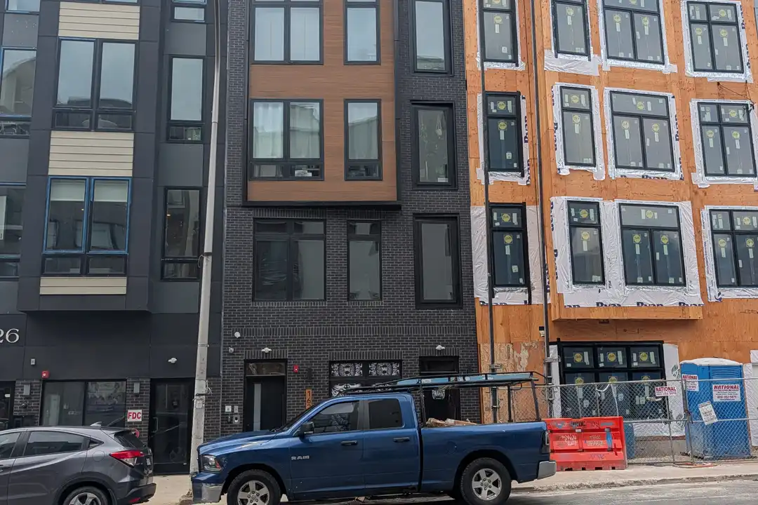 1628 Ridge Ave unit B - Още