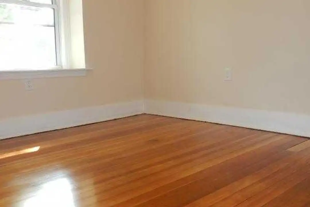 23 Cobden St - More
