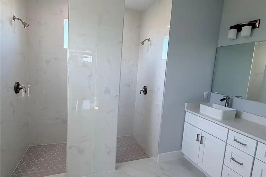 House in Cape Coral - More