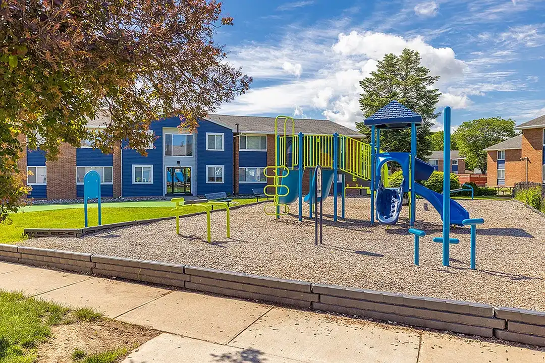 East Ridge Manor Apartment Homes - 2389 E Ridge Rd - Rochester, NY | Rent.