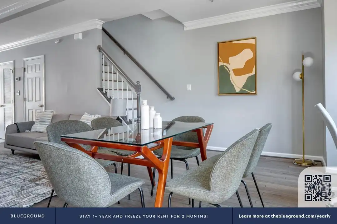 527 U St NW unit 689 - More