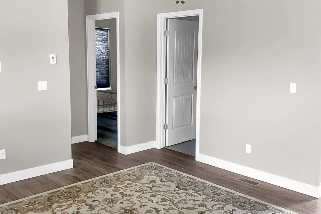 435 S 8th St unit B - View 4