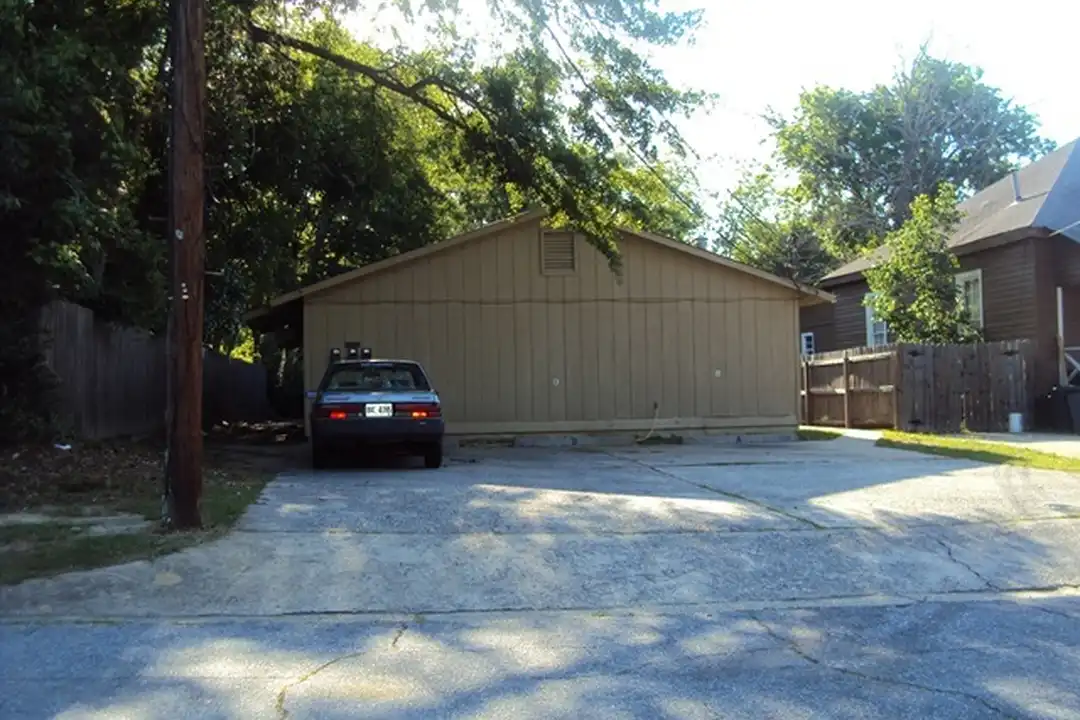 3110 11th Ave unit A – photo 1