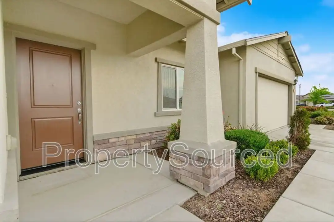 2687 Taft Ave - View 5