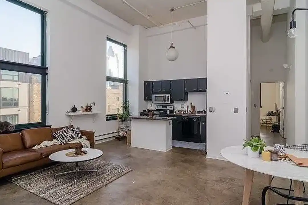 Apartment in Minneapolis, North Loop, Central - More