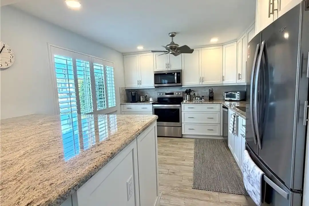 105 Penny Ln #5 - View 4