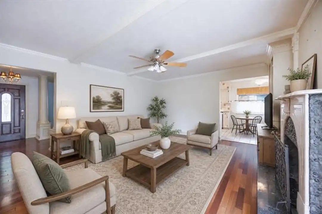 1404 Seminole Dr - View 5