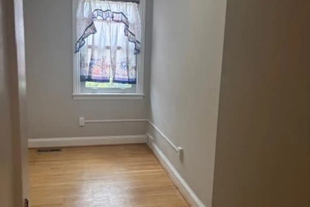 329 N Oak Ave - View 6