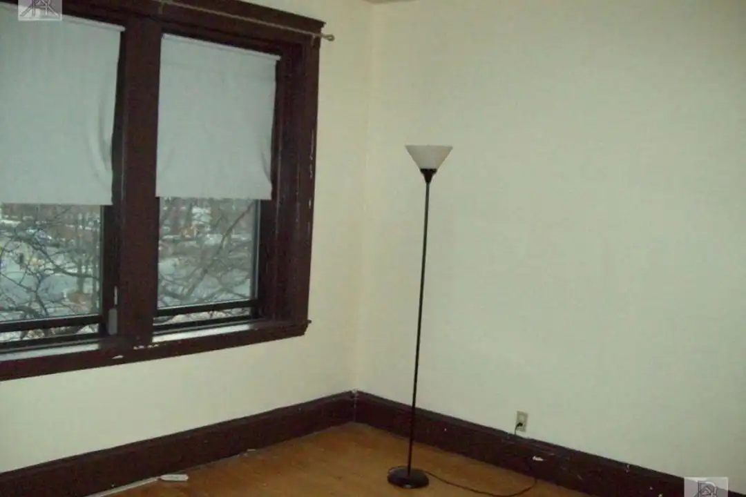 Apartment in Boston - View 4