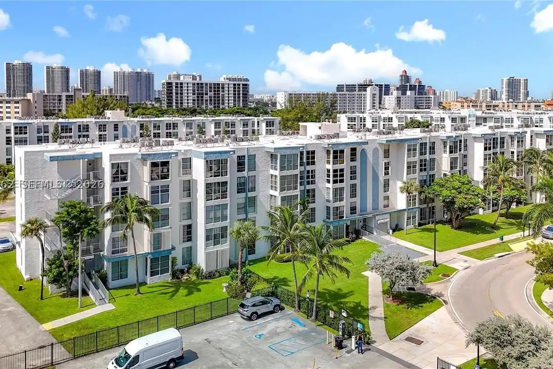17560 Atlantic Blvd #501 - View 4