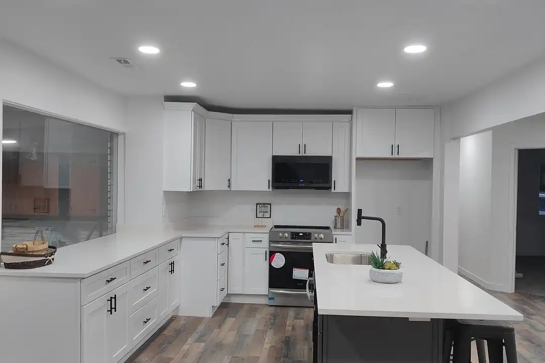 8 N 100 E unit 1 – photo 1