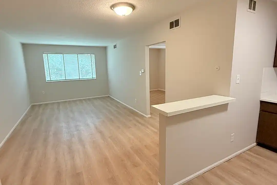 7323 Hoover Ave – photo 1