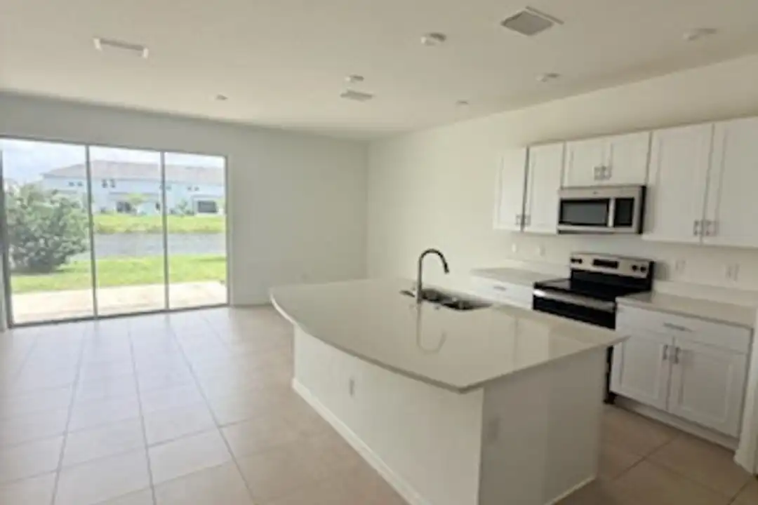5780 Haven Ter unit 5780_HAVEN - View 3