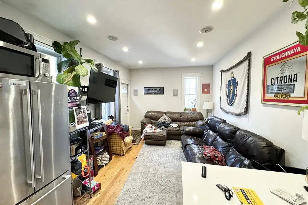 7 Grant St unit 1 - View 3
