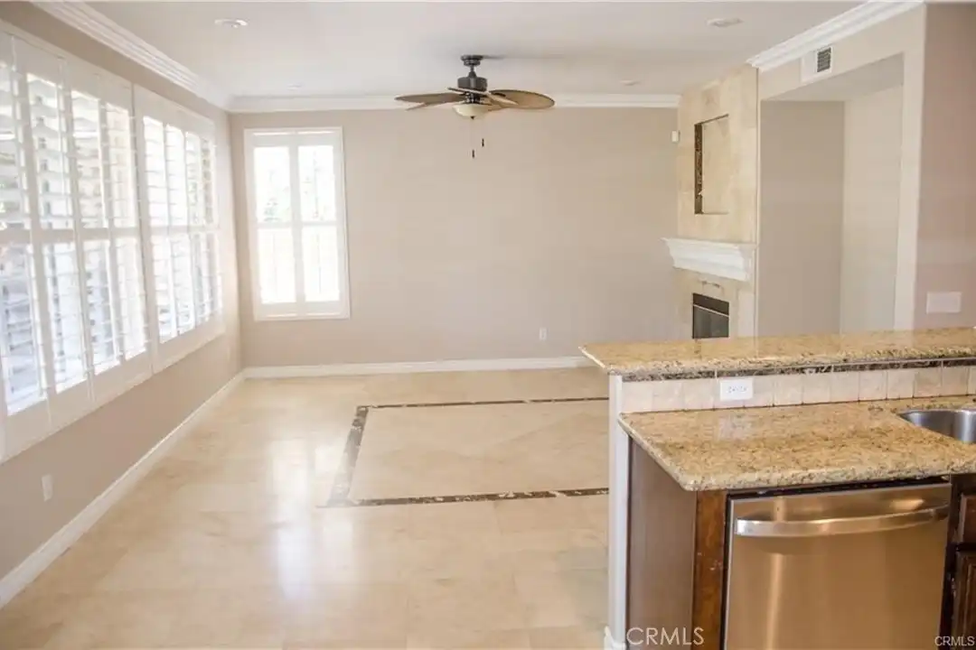 39715 Ashland Way - View 3