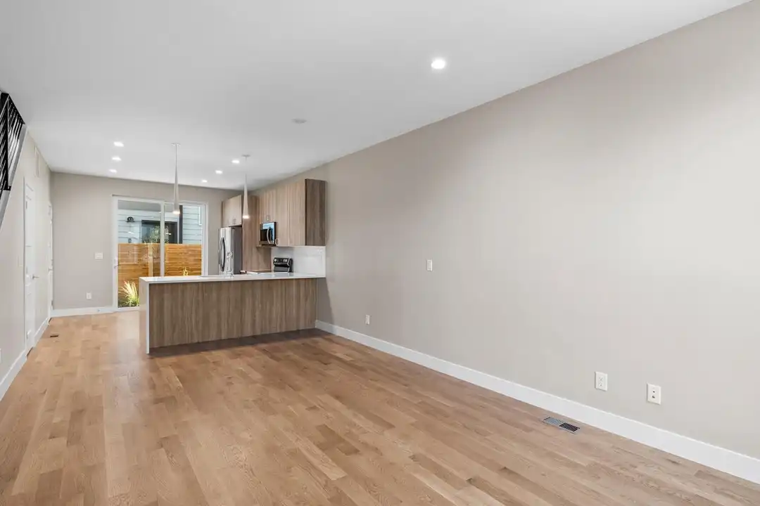 4270 W 13th Ave - Pamja 4