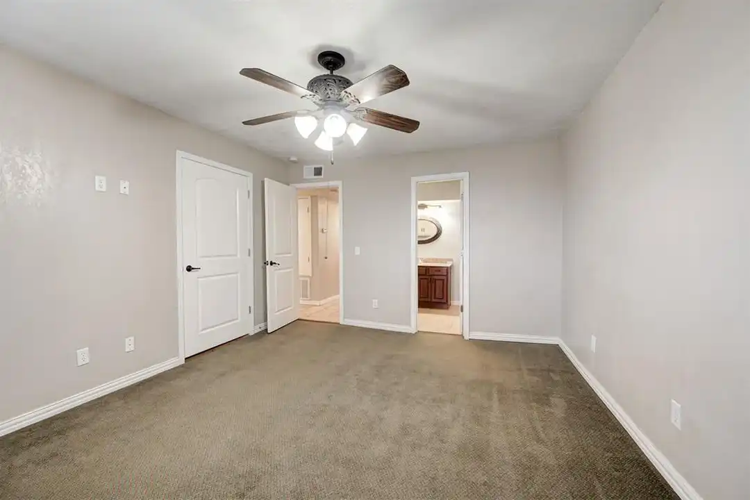 6417 NW 63rd St unit 1 - View 6