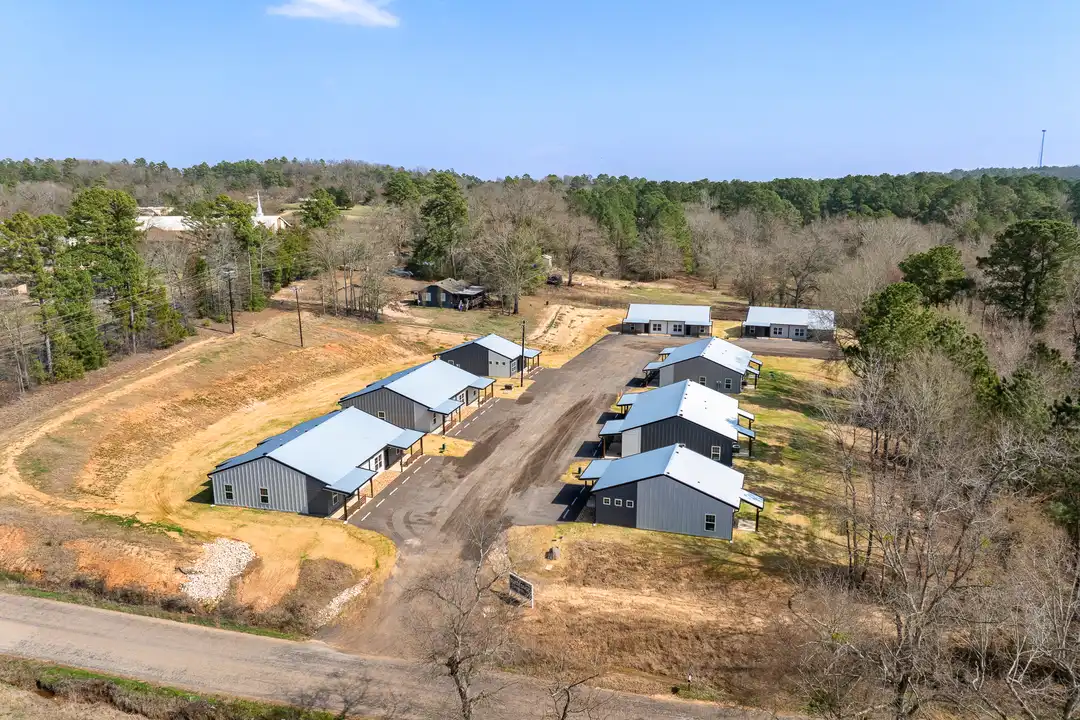House in Whitehouse - View 2