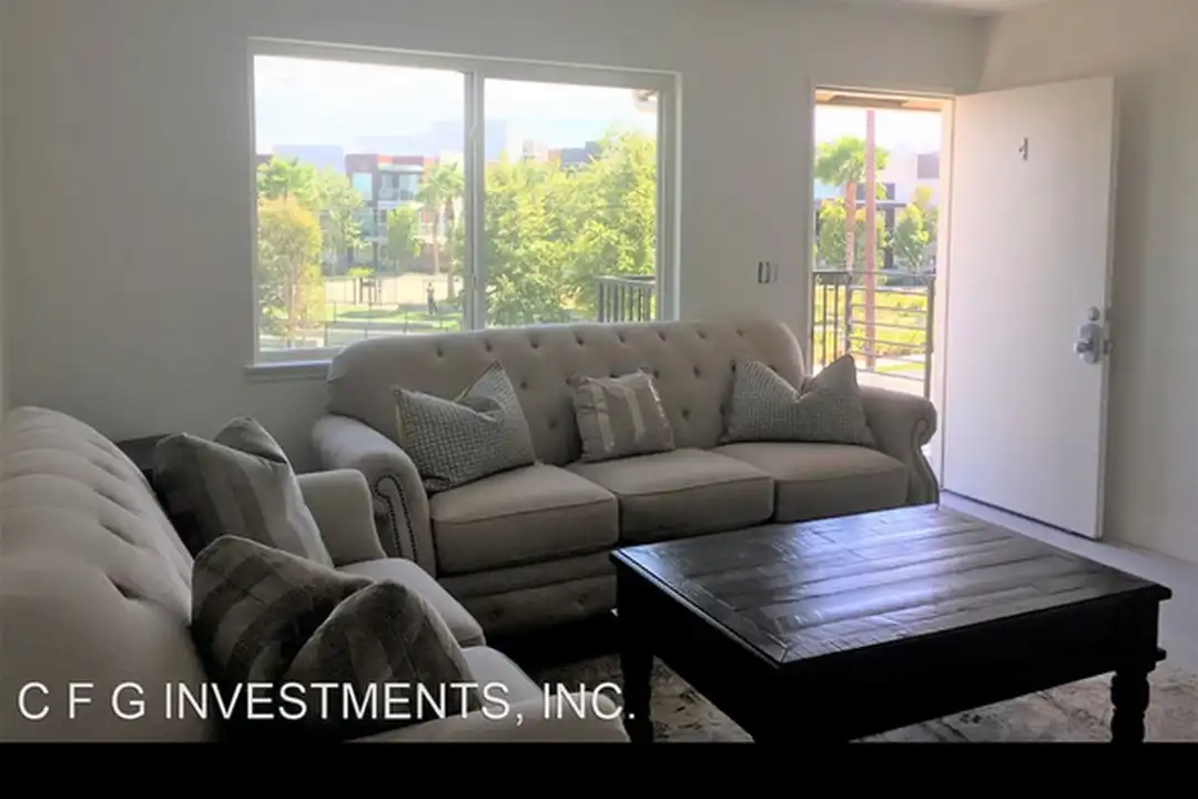 223 Atlanta Ave - View 5