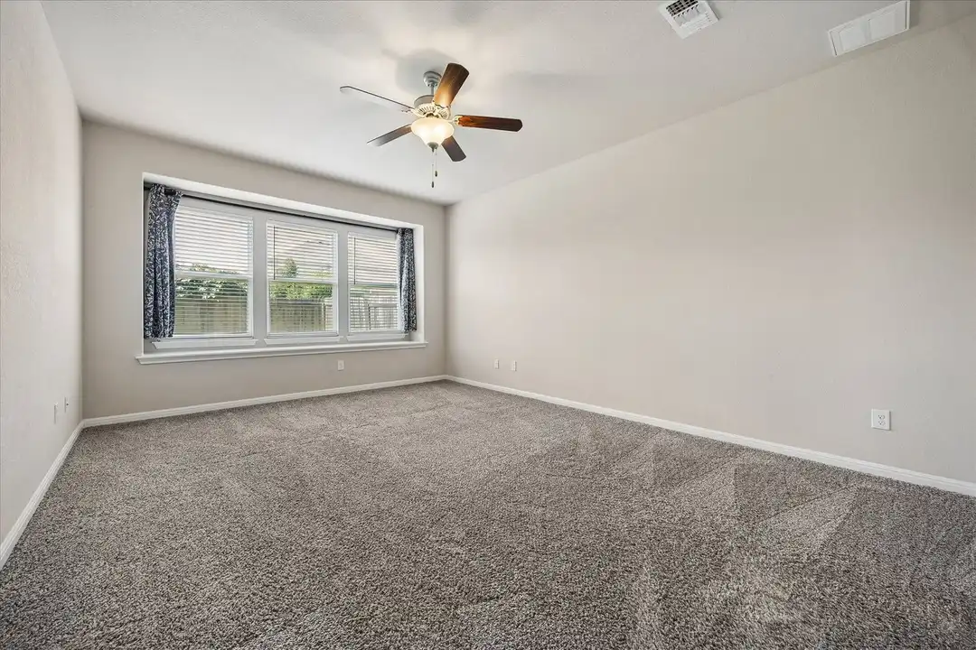 5636 Sacco St - View 5