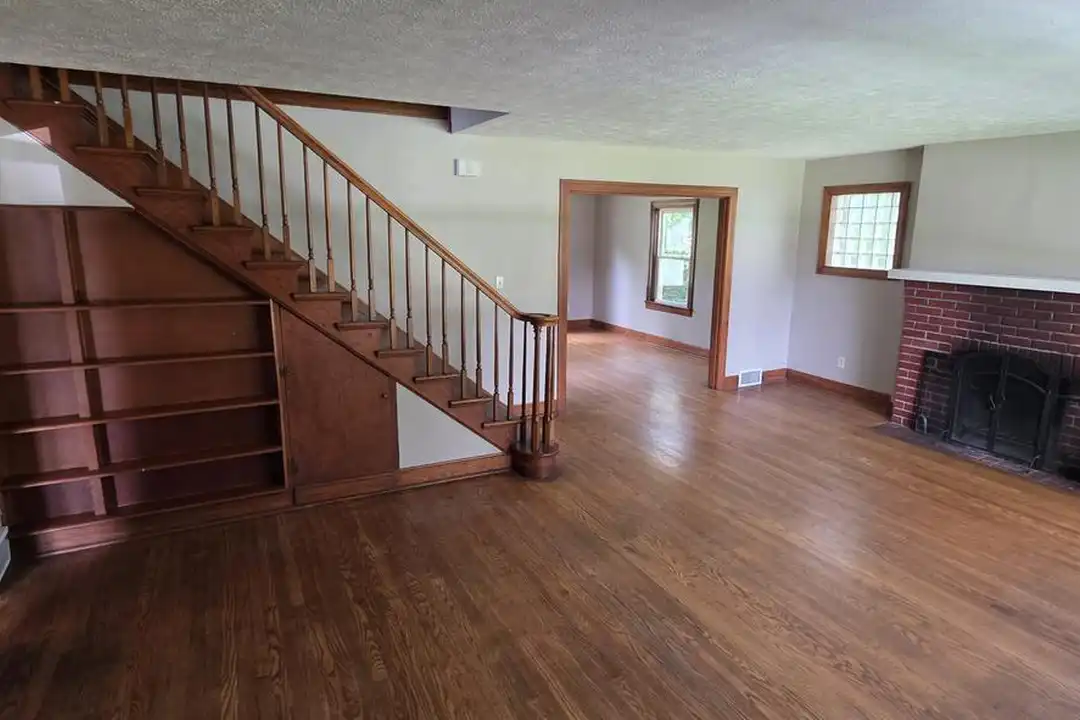 2205 Peaslee Rd - View 3