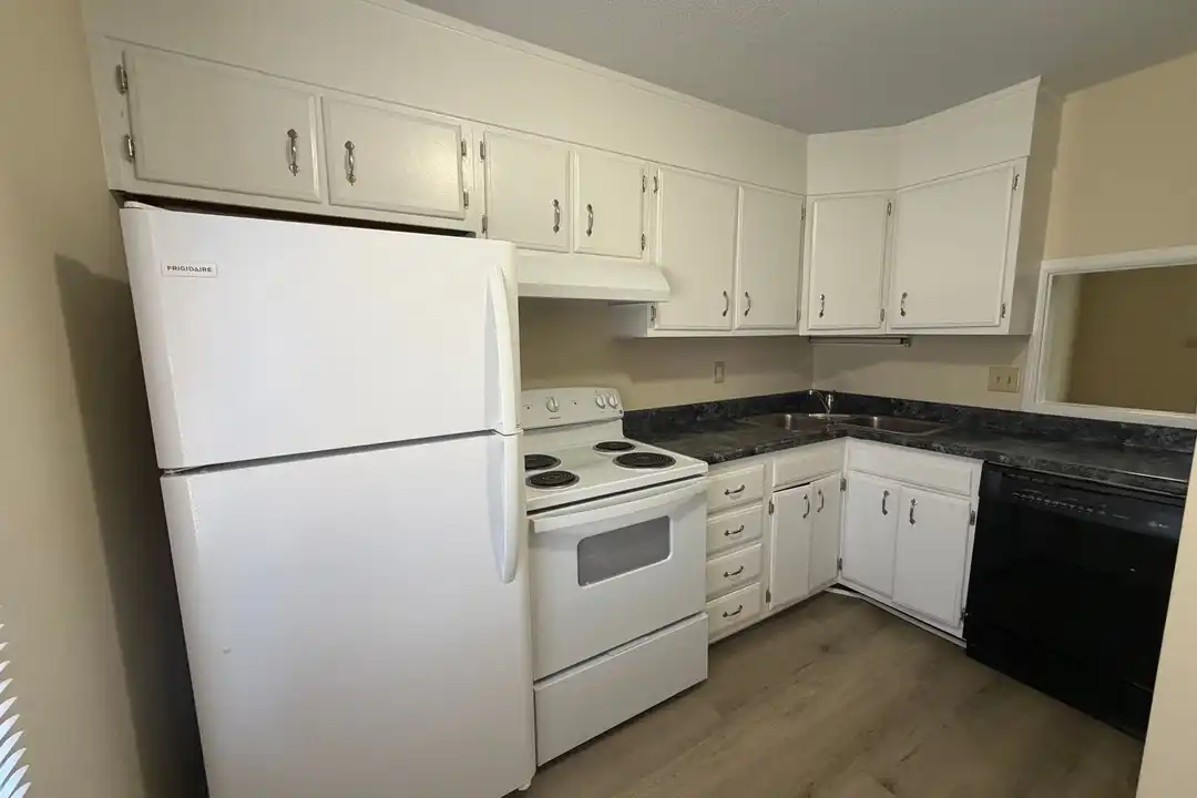 1792 Ebenezer Rd - View 4
