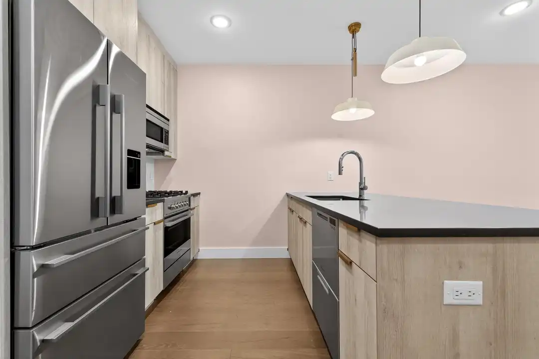 386 5th St #402A - View 4