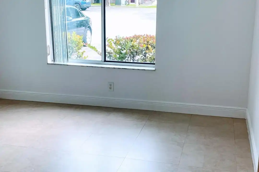 13949 SW 91st Terrace unit 13949 - More
