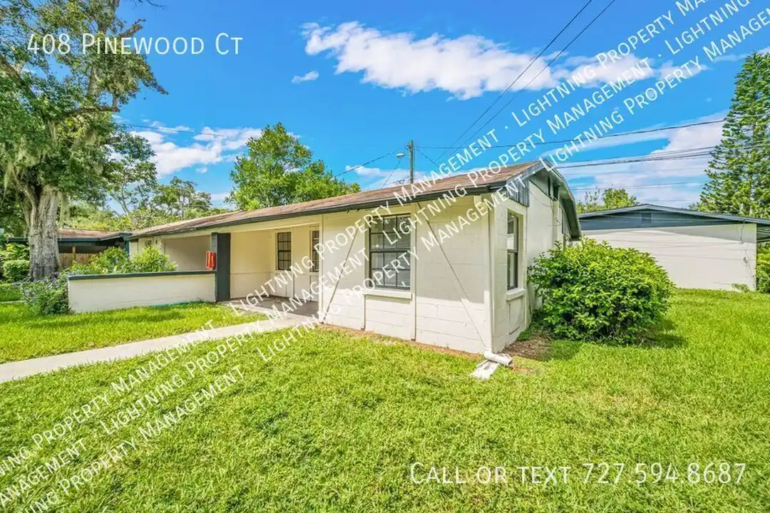 408 Pinewood Ct - View 2