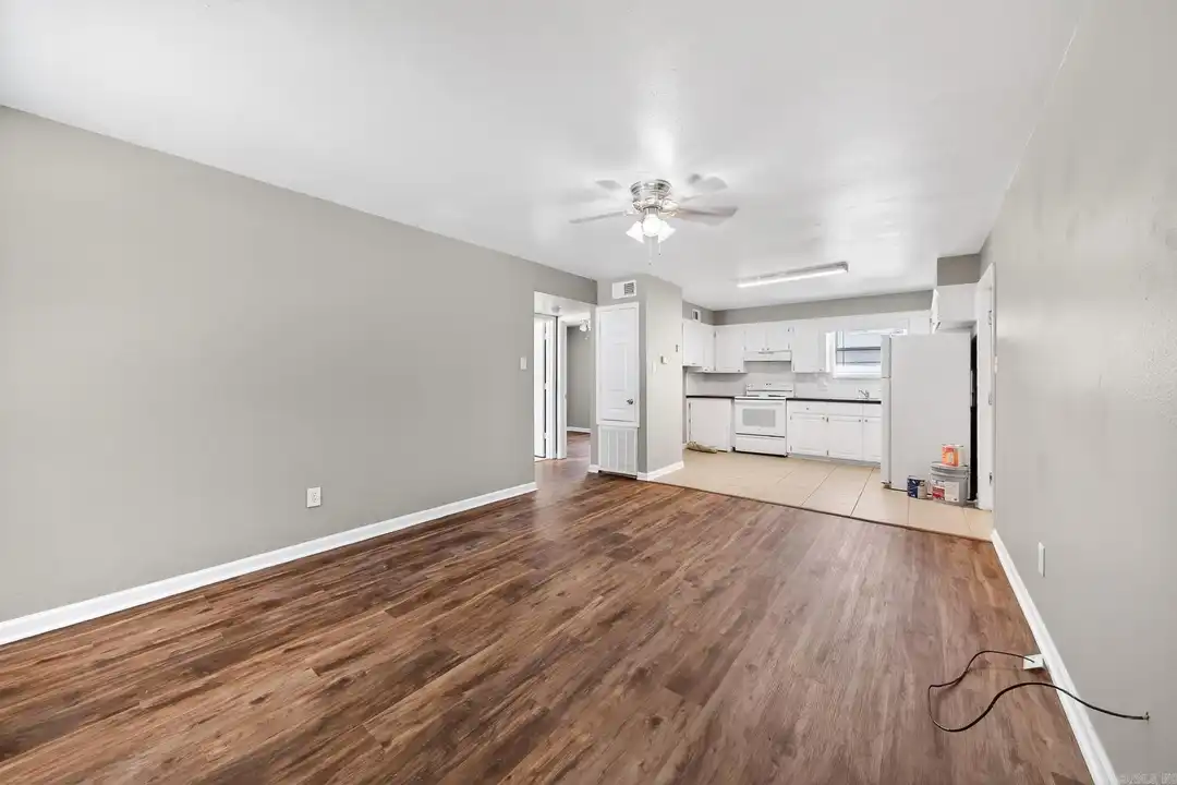 118 N Park St #B - View 5
