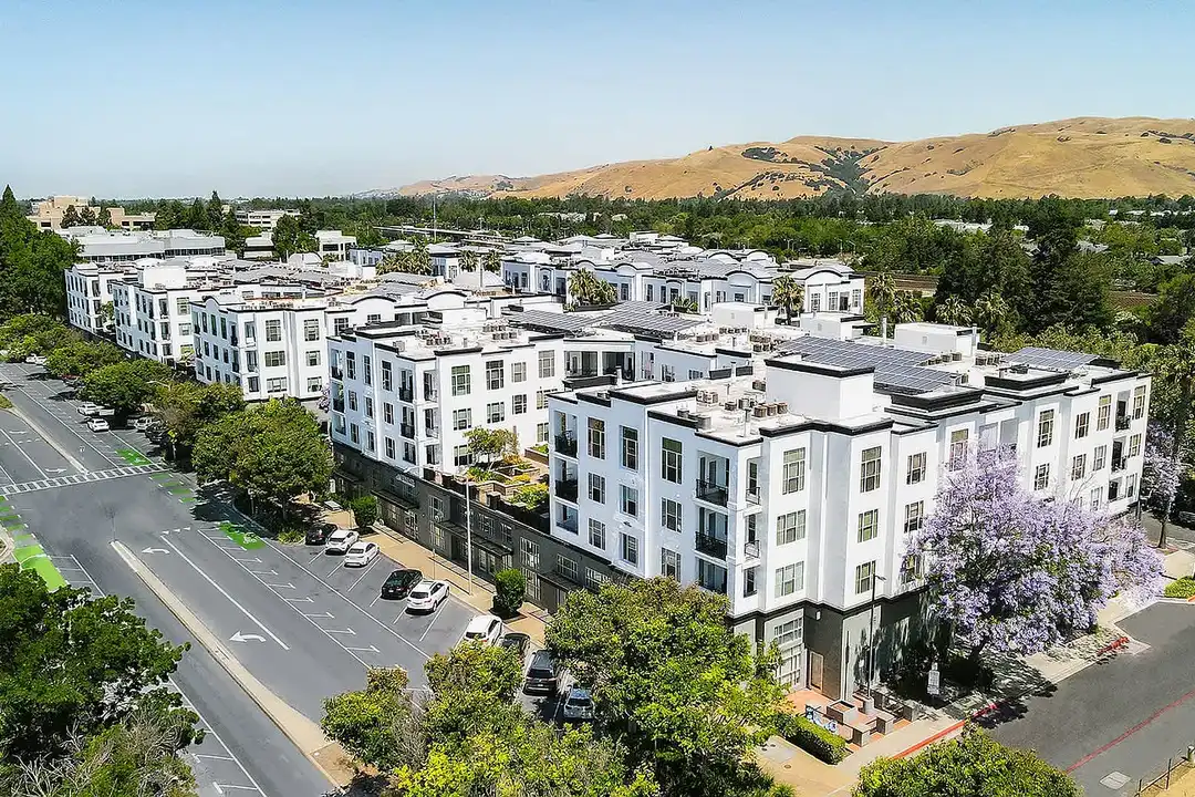 Archstone Fremont Center – photo 1