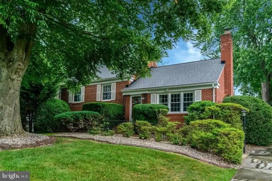 4902 Ravensworth Rd – photo 1
