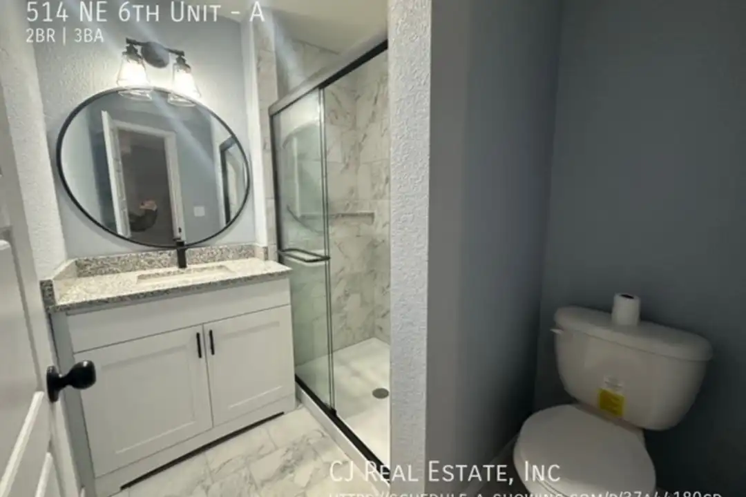 514 NE 6th St - More